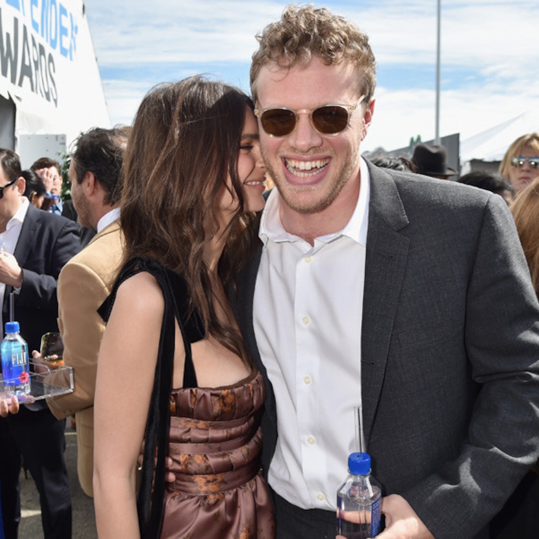 Emily Ratajkowski & Sebastian Bear-McClard Cuddle Up on the Red Carpet